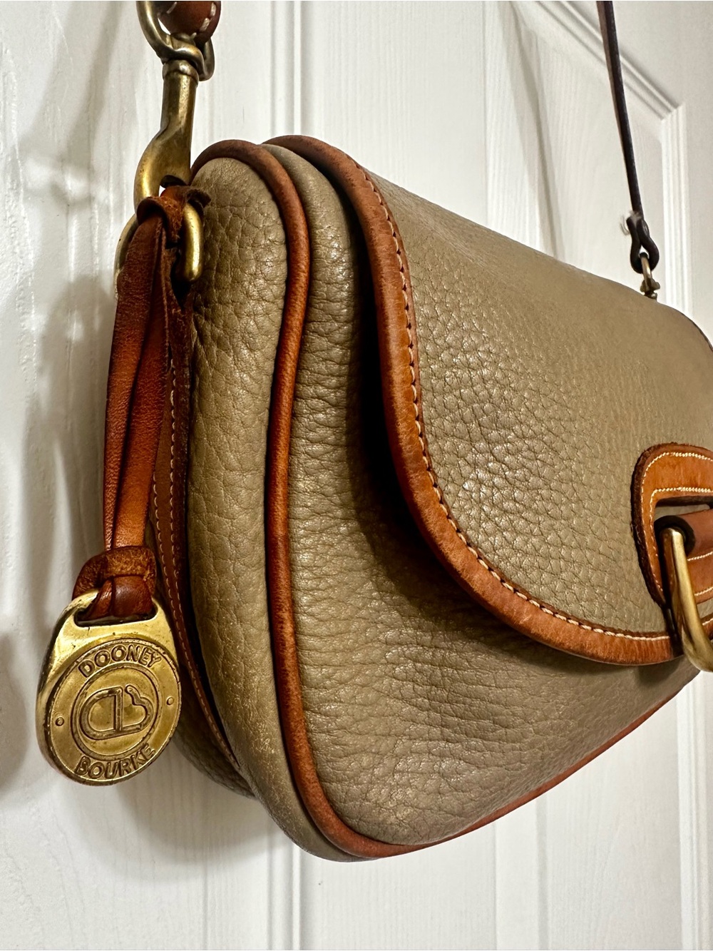 Vintage Donney & Bourke Leather Crossbody Saddle Bag - Picture 5 of 13